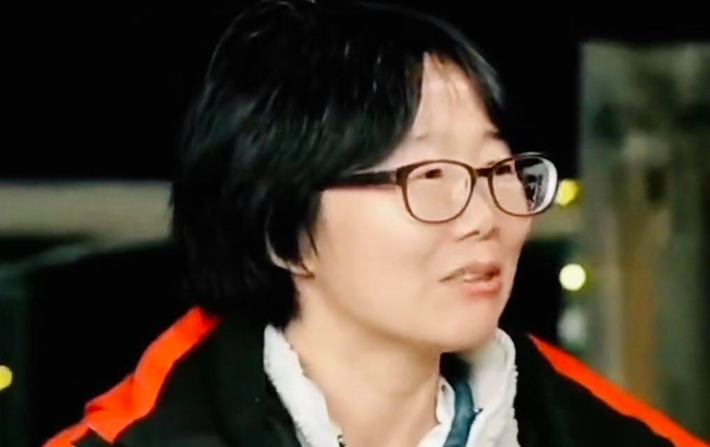 开云中国-45岁的李娟近况曝光，住15W的房子，不生孩子也不上班，选择隐居